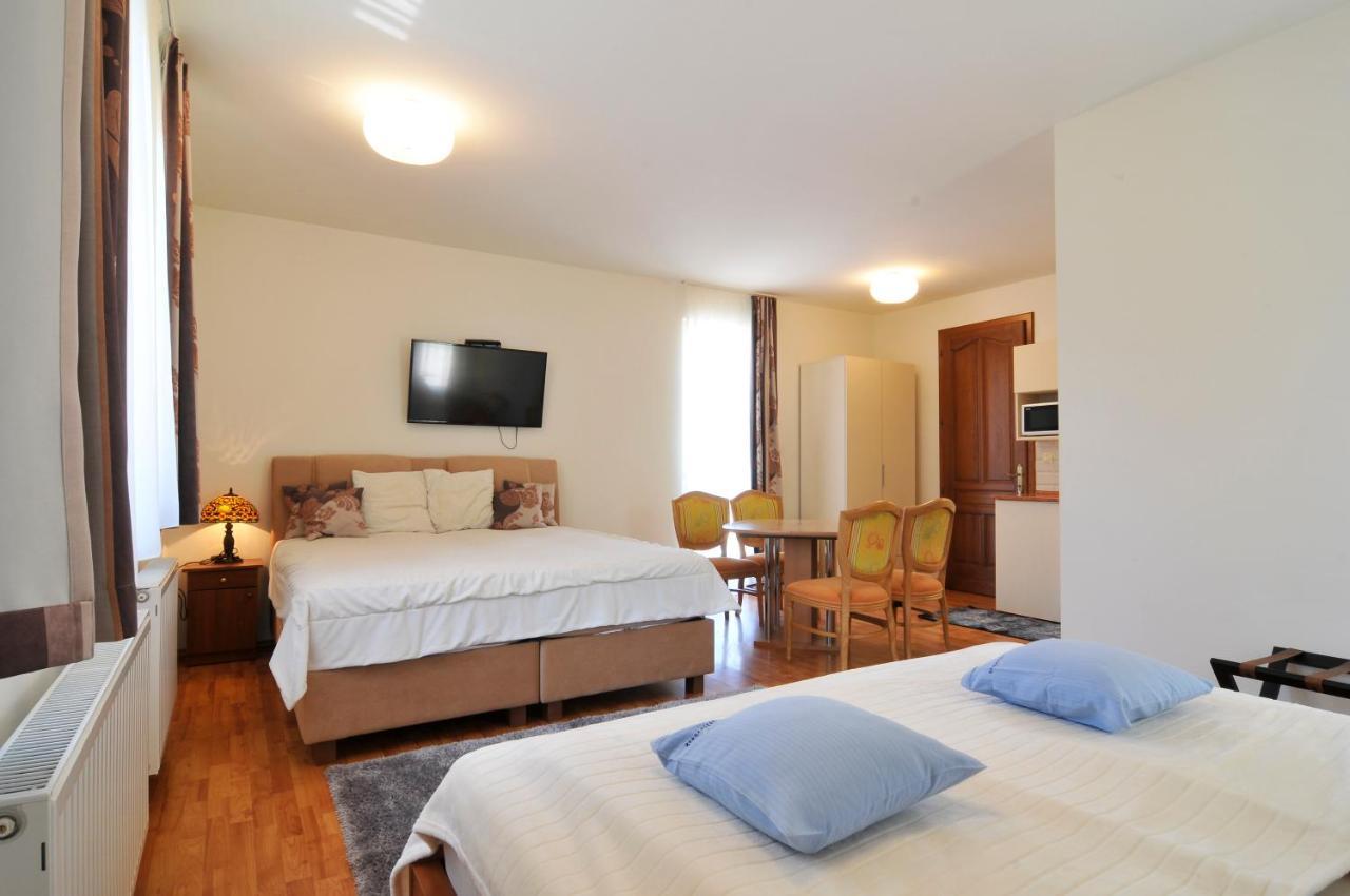 Farkas Apartman Сиофок Екстериор снимка
