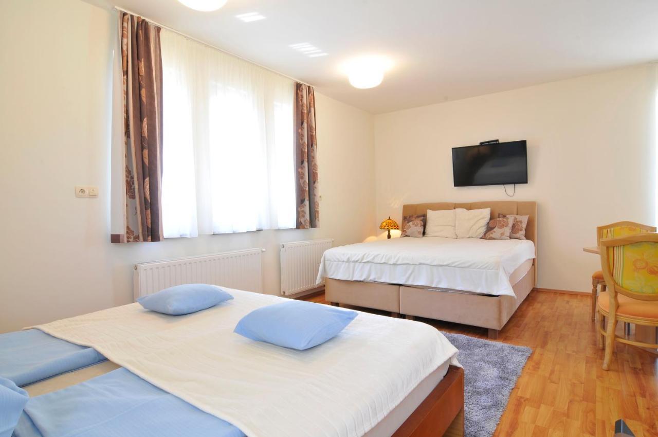 Farkas Apartman Сиофок Екстериор снимка